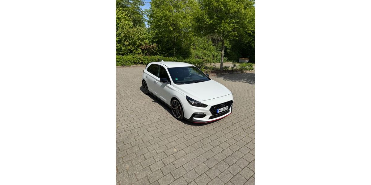 Hyundai i30 79.953 km 23.999 &euro; Hagen 58097