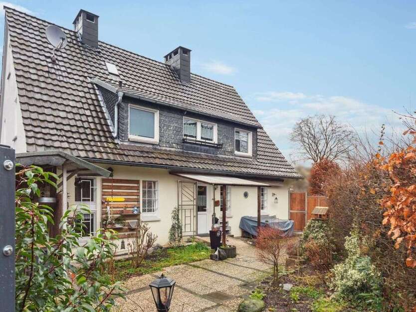 Haus zum Kaufen in Wuppertal 578.900 € 274.74 m²