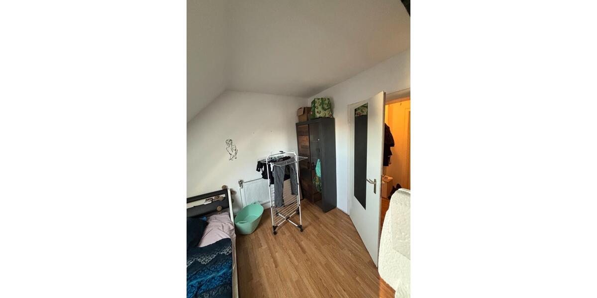 Dachgeschoßwohnung Solingen Wald - 2 Zimmer, 55 m&sup2;, 465&euro; | Angebot:25448263
