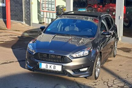 Ford Focus 97.794 km 12.490 &euro; Remscheid 42897