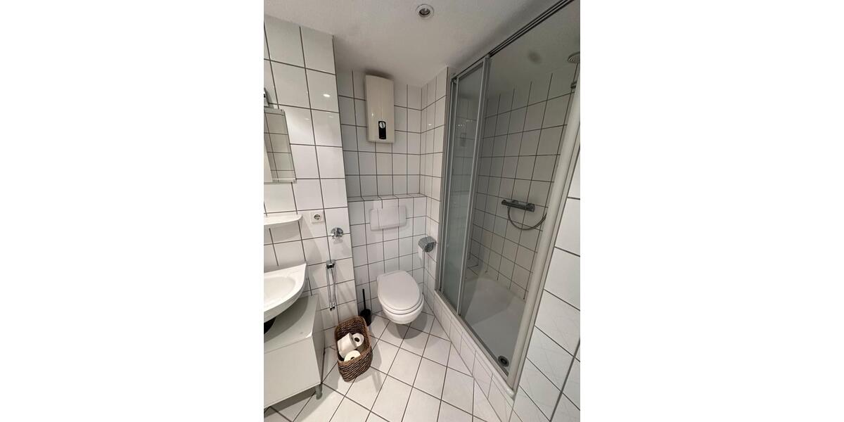 Helle, gepflegte Mietwohnung in Düsseldorf 2 zimmer