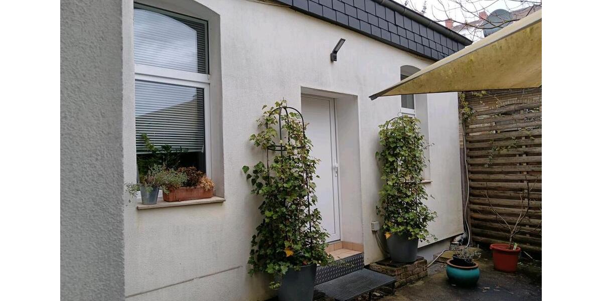 Etagenwohnung Düsseldorf Flingern Süd - 2.5 Zimmer, 80 m&sup2;, 1.100&euro; | Angebot:25759286