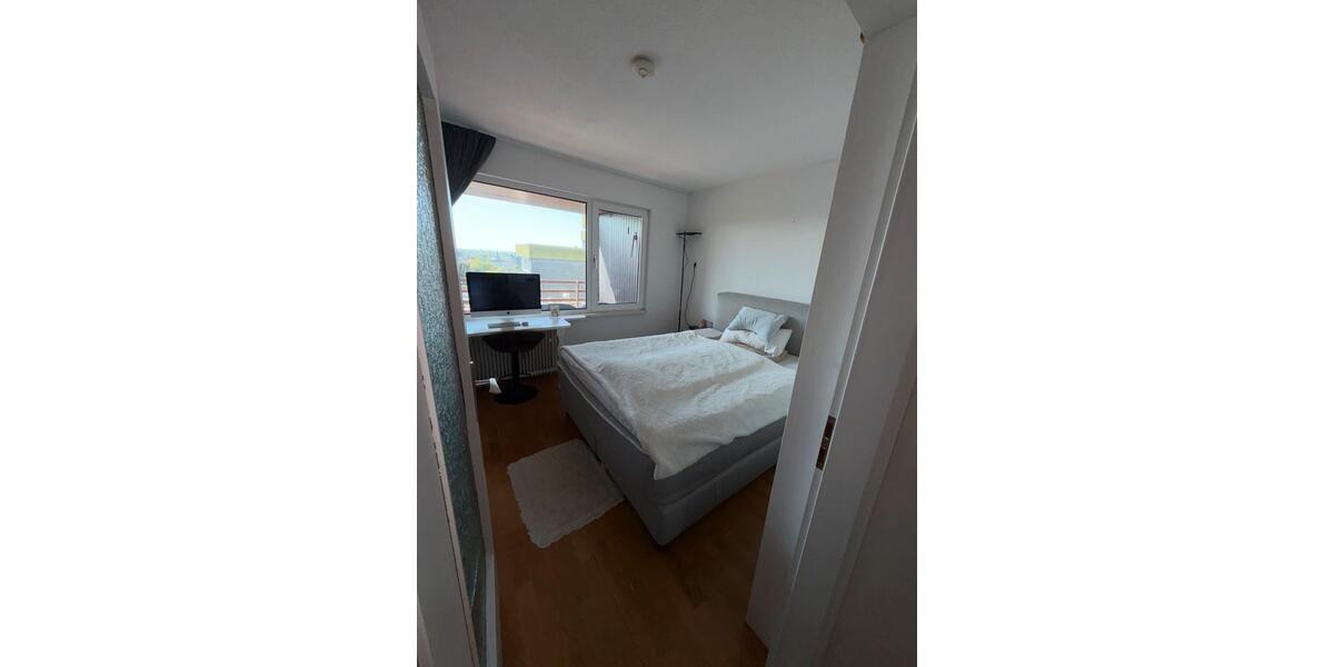 Dachgeschoßwohnung Leverkusen Bergisch Neukirchen - 3 Zimmer, 80 m&sup2;, 850&euro; | Angebot:26447996