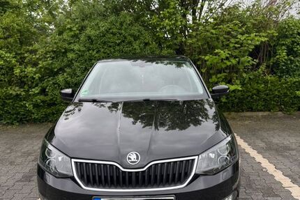 Skoda Fabia 108.500 km 9.900 &euro; Remscheid 42897