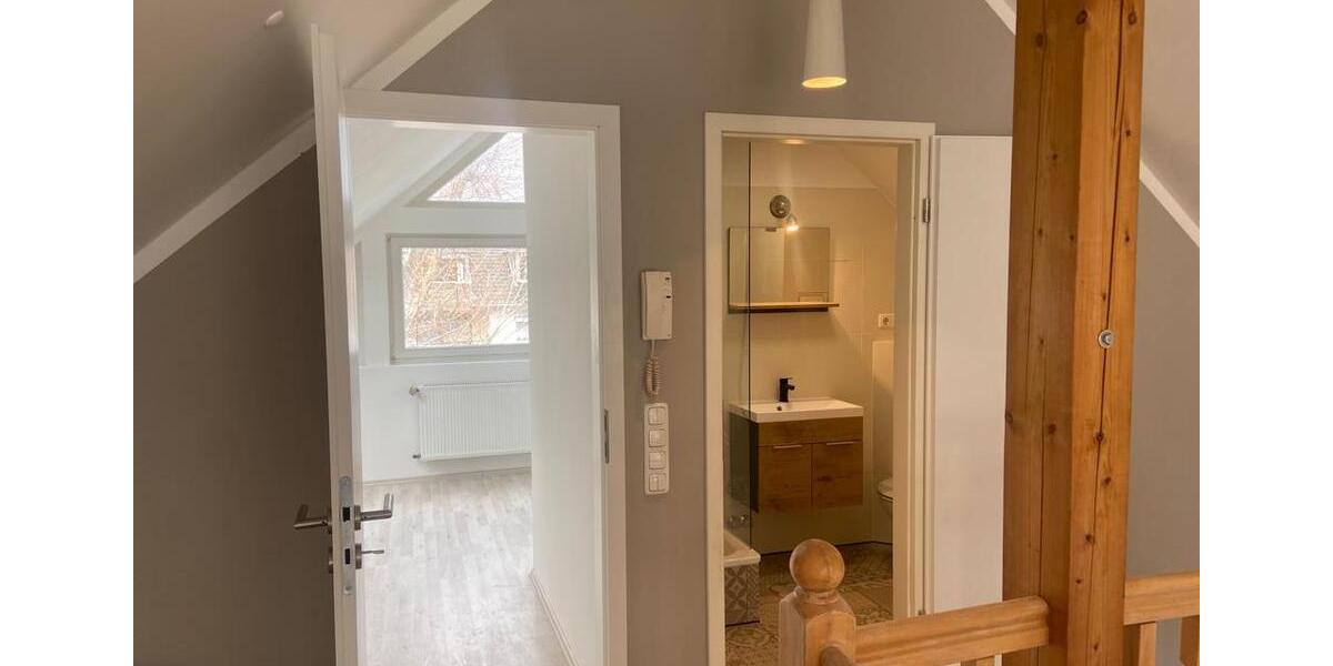 Maisonettenwohnung Bergisch Gladbach Frankenforst - 5 Zimmer, 150 m&sup2;, 1.650&euro; | Angebot:26428347