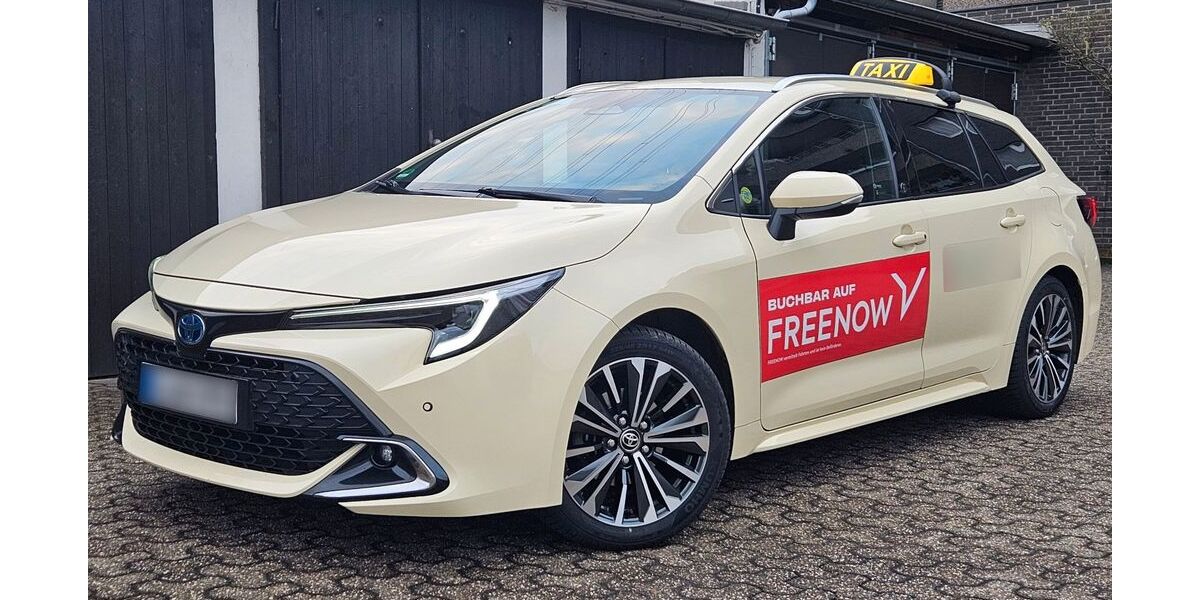 Toyota Corolla 81.000 km 27.965 &euro; Düsseldorf 40591