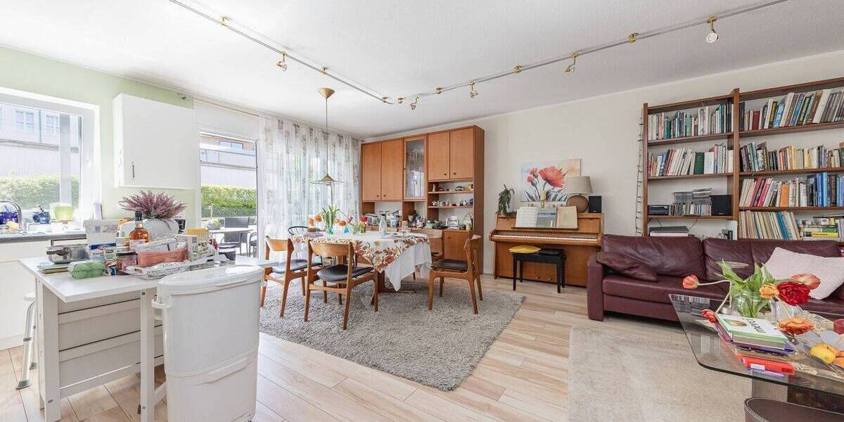 Etagenwohnung Schwelm - 2 Zimmer, 64 m&sup2;, 250.000&euro; | Angebot:26886067