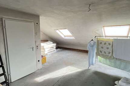 Wohnung zum Kaufen in Düsseldorf 110.000 € 35.6 m² 1 zimmer