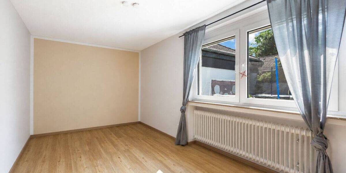 Bungalow Monheim am Rhein Baumberg - 4 Zimmer, 111 m&sup2;, 495.000&euro; | Angebot:26797219