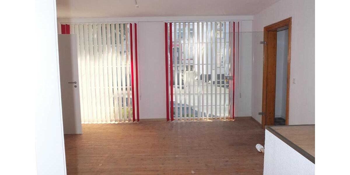 Wunderbar individuelle und angenehme Büro-Servicefläche in Solingen-Wald! zimmer