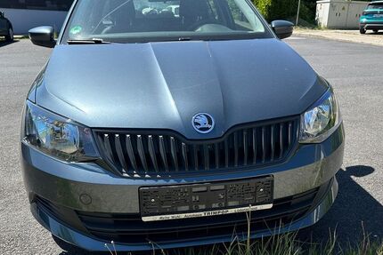 Skoda Fabia 81.900 km 8.000 &euro; Hückeswagen 42499