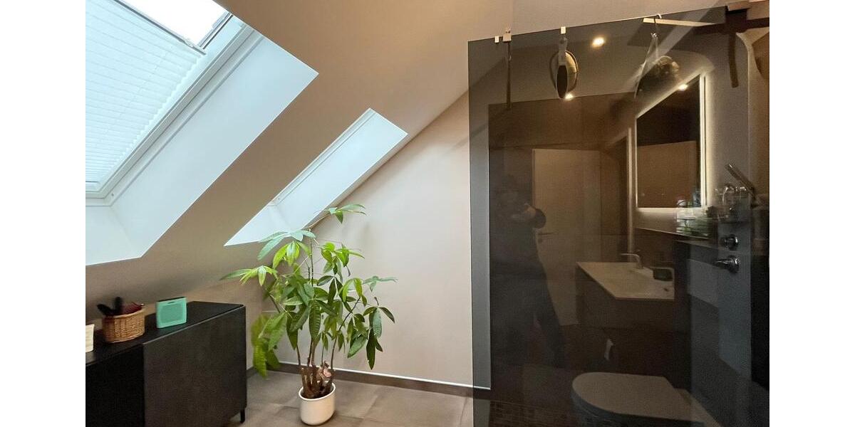 Haus in Solingen Mitte zu verkaufen! - mit Küche! Wintergarten 5 zimmer