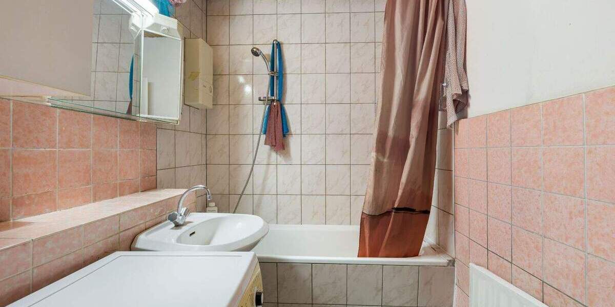 Etagenwohnung Leverkusen Lützenkirchen - 3 Zimmer, 76 m&sup2;, 130.000&euro; | Angebot:25628961