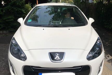 Peugeot 308 78.500 km 9.000 &euro; Solingen 42697