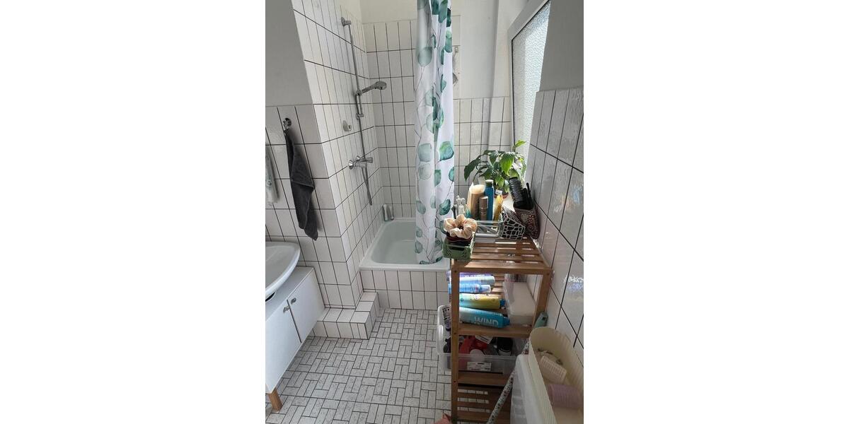 Etagenwohnung Düsseldorf Stadtbezirk 3 - 1 Zimmer, 36 m&sup2;, 535&euro; | Angebot:25843085