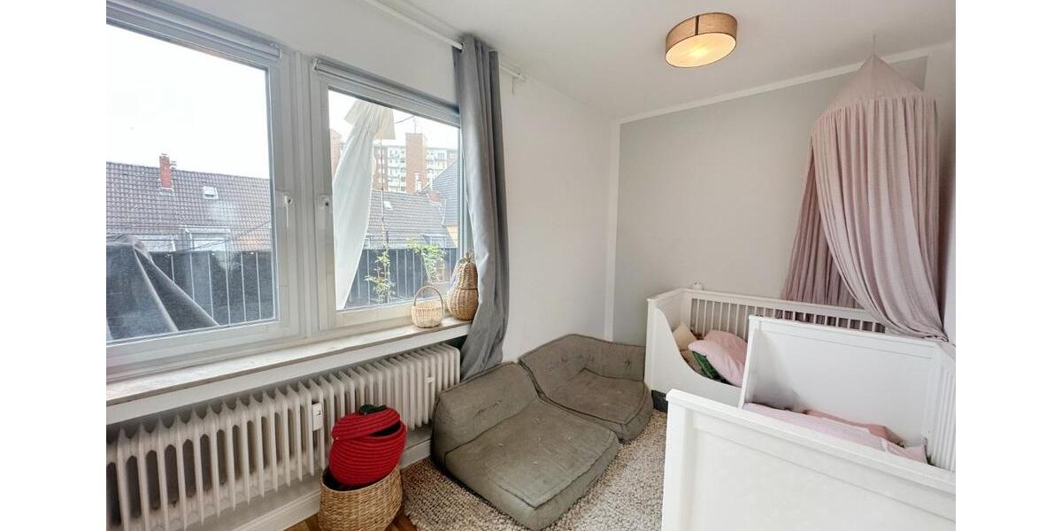 Einfamilienhaus Düsseldorf Düsseltal - 3.5 Zimmer, 155 m&sup2;, 2.297&euro; | Angebot:26381529