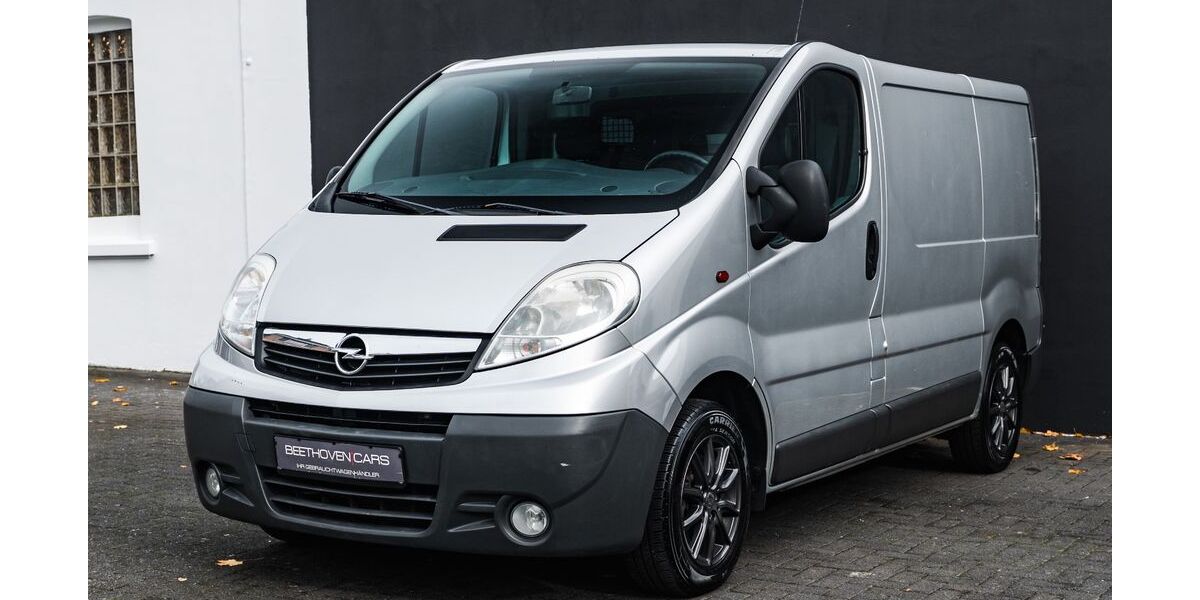 Opel Vivaro 288.000 km 5.999 &euro; Solingen 42655