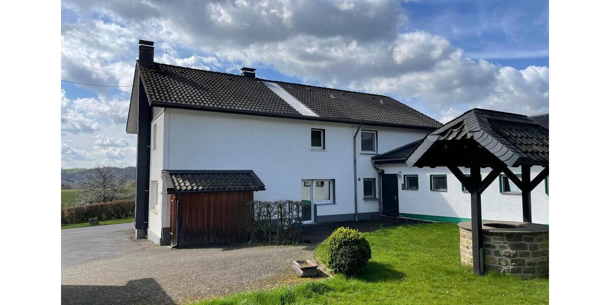 Einfamilienhaus Kürten - 6.5 Zimmer, 180 m&sup2;, 1.870&euro; | Angebot:26107846