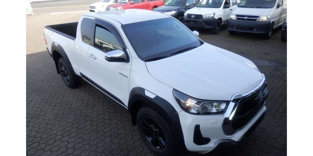Toyota Hilux 51.620 km 44.450 &euro; Bergisch Gladbach 51469