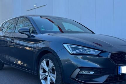 Seat Leon 89.000 km 16.950 &euro; Düsseldorf 40591