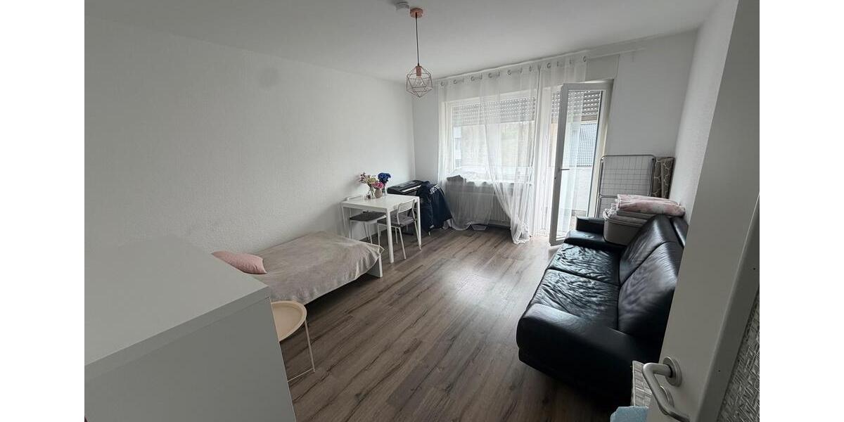 Etagenwohnung Remscheid Lüttringhausen - 1 Zimmer, 33 m&sup2;, 470&euro; | Angebot:25978290