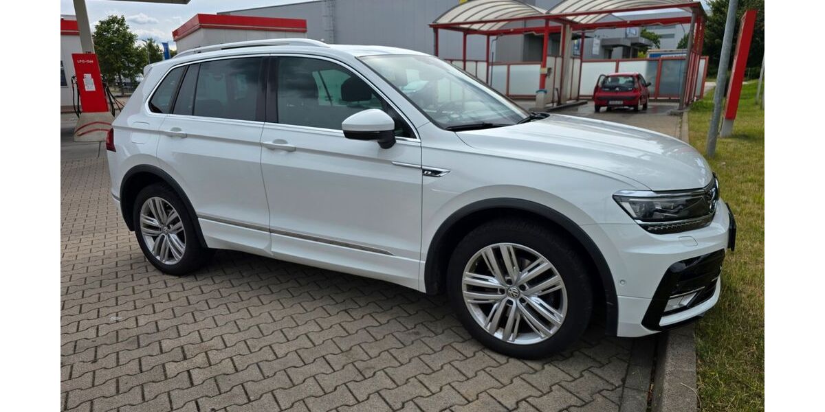 VW Tiguan 105.950 km 25.600 &euro; Monheim am Rhein 40789