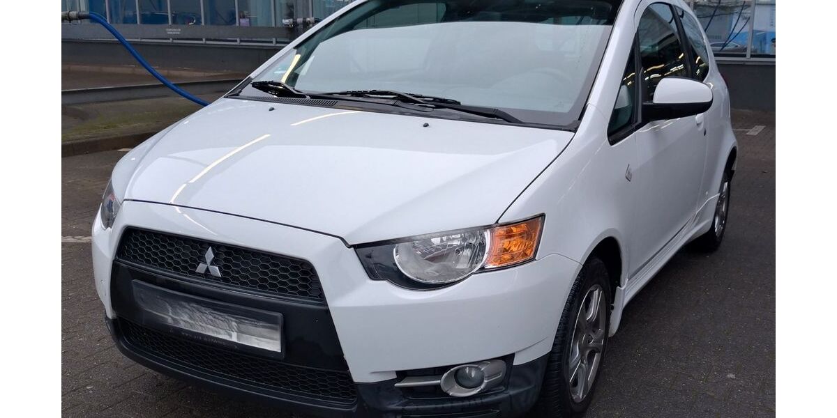 Mitsubishi Colt 103.000 km 3.999 &euro; Odenthal 51519