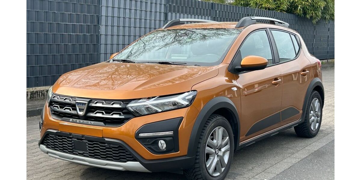 Dacia Sandero 45.000 km 12.499 &euro; Solingen 42655