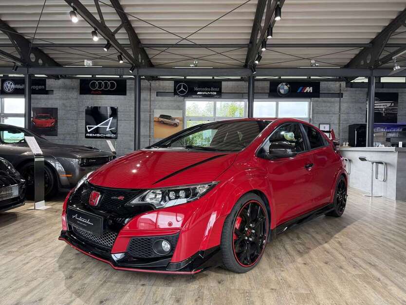Honda Civic 72.112 km 30.990 € Remscheid 42859