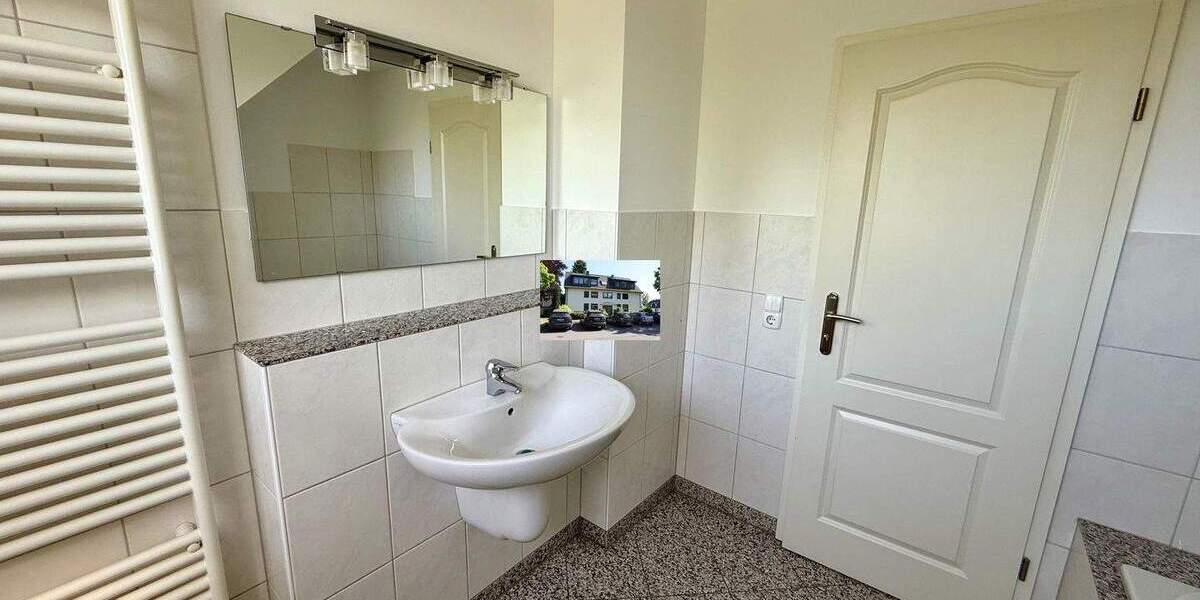 Mehrfamilienhaus, Wohnhaus Düsseldorf Urdenbach - 1 Zimmer, 360 m&sup2;, 1.190.000&euro; | Angebot:24036001