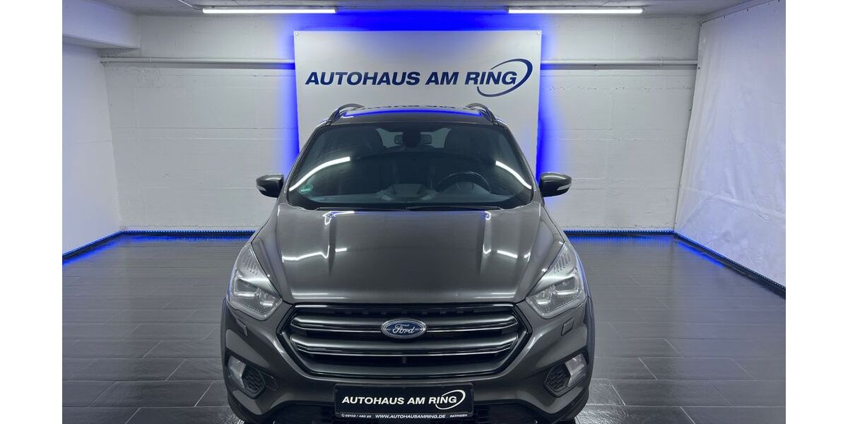 Ford Kuga 266.735 km 8.999 &euro; Ratingen bei Düsseldorf 40878