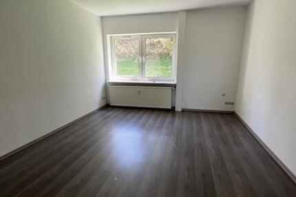 Wohnung Remscheid Lüttringhausen - 3 Zimmer, 65 m&sup2;, 480&euro; | Angebot:26462521