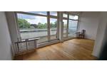 Etwas Besonderes! Blick ins Grüne ! Penthouse Art !