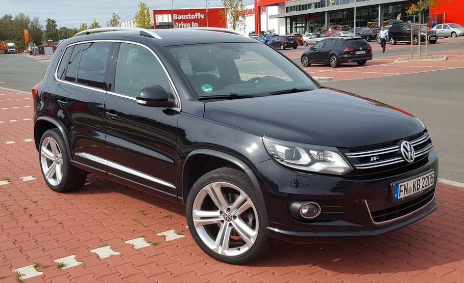 VW Tiguan 87.000 km 15.750 € Bochum 44894