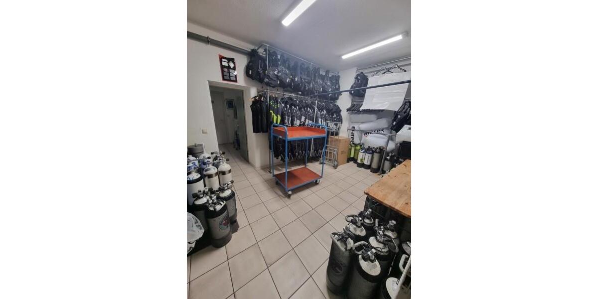 Viel Platz für Ihre Idee - Gewerbefläche auf der Münsterstraße ab dem 01.01.2026 zimmer