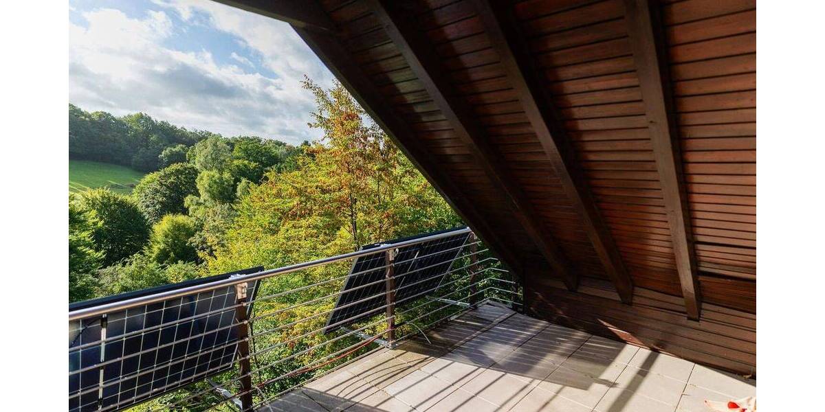 Viel Platz auf 3 Ebenen: großzügige DHH Haus Doppelgarage, PV, naturnahe Lage in Remscheid-Hasten 7 zimmer