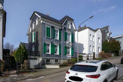 Haus Remscheid - 8 Zimmer, 234 m&sup2;, 498.000&euro; | Angebot:25601873