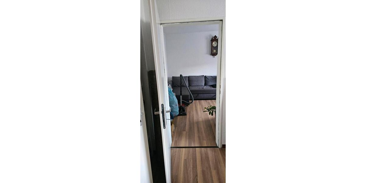 3 Zimmer Erdgeschoss Wohnung mit Garten 3 zimmer