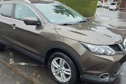 Nissan Qashqai 122.000 km 12.900 &euro; Solingen 42699