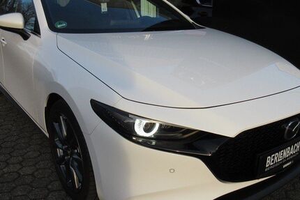 Mazda 3 14.301 km 24.490 &euro; Bergisch Gladbach 51465