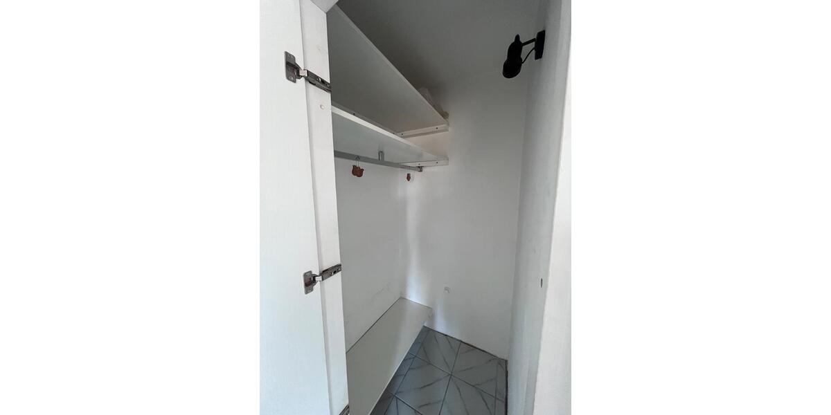 Dachgeschoßwohnung Düsseldorf Stadtbezirk 9 - 2 Zimmer, 54 m&sup2;, 255.000&euro; | Angebot:25760595