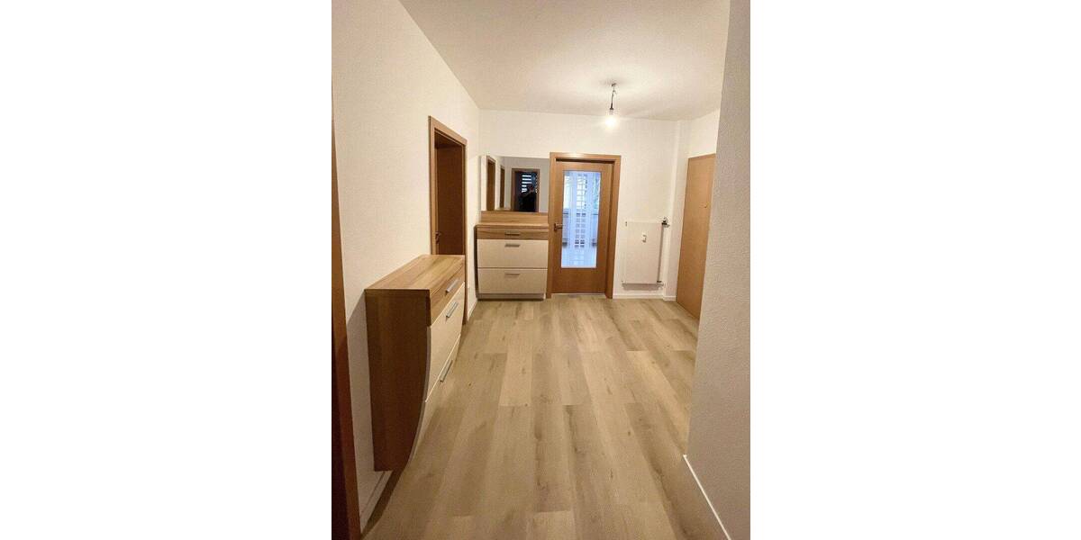 Etagenwohnung Remscheid West - 3 Zimmer, 70 m&sup2;, 750&euro; | Angebot:26919386