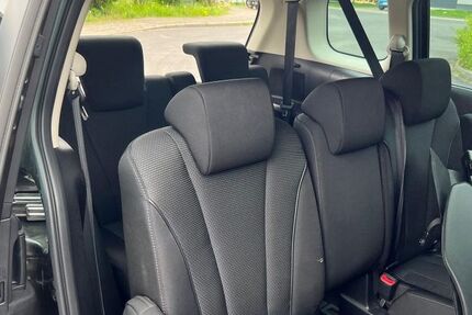 Mazda 5 94.000 km 11.300 € Düsseldorf 40231