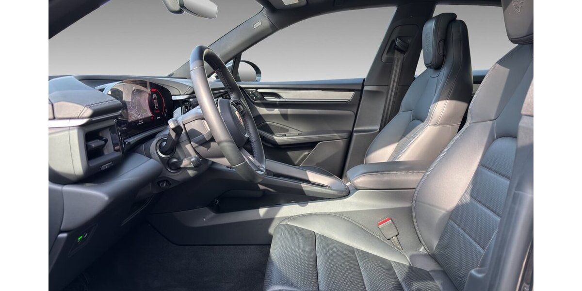 Porsche Macan 4 Bose Pano Volleder 0,25% 23.997 km 74.400 &euro; Wuppertal 42327
