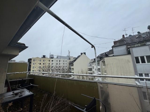 Etagenwohnung Düsseldorf Oberbilk - 3 Zimmer, 74 m&sup2;, 881&euro; | Angebot:25646818