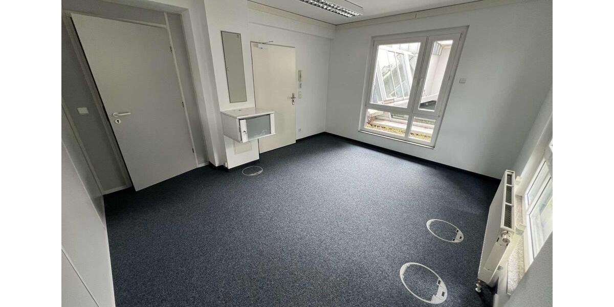 Hochwertige 76 m² Büroeinheit mit Exzellenter Anbindung zimmer