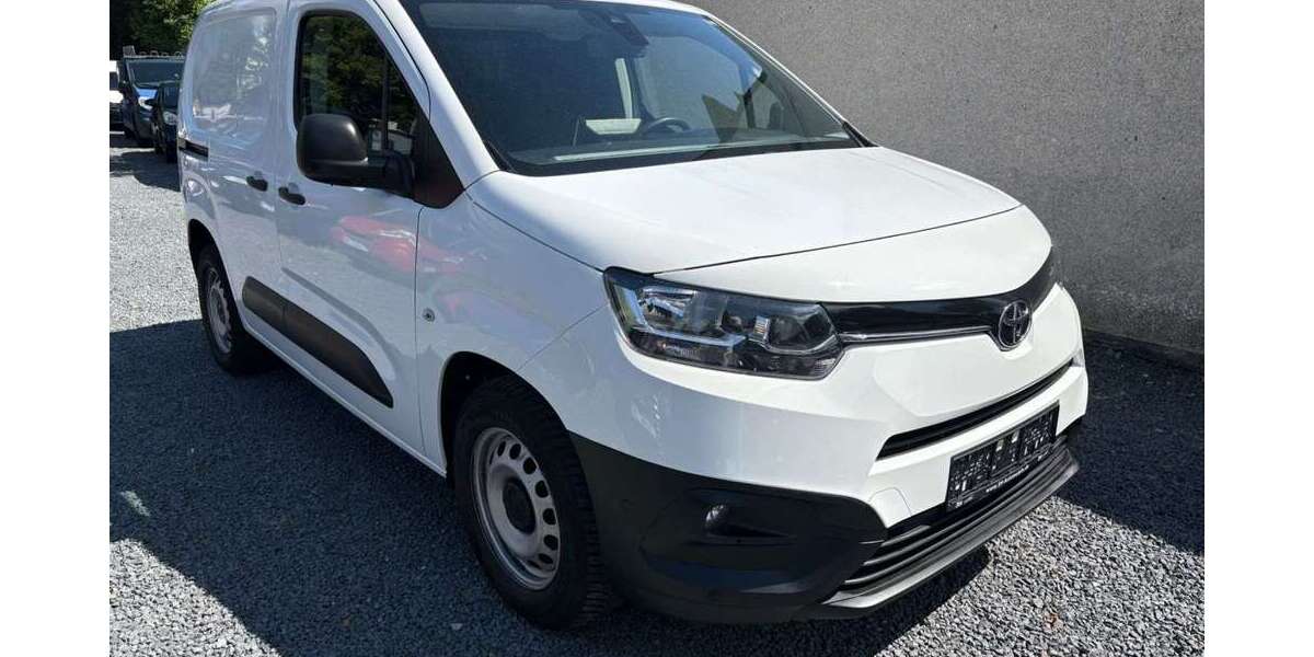 Toyota Proace 57.100 km 14.900 &euro; Bergisch Gladbach 51469