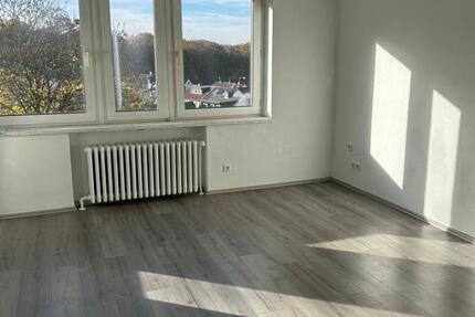 Hier können Sie sich wohl fühlen...3 Zimmer Wohnung mit Balkon im 3. Obergeschoss 3 zimmer