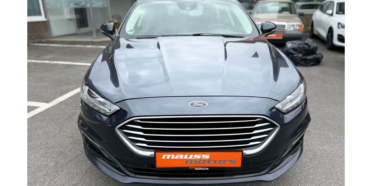 Ford Mondeo 141.300 km 12.880 &euro; Düsseldorf 40549