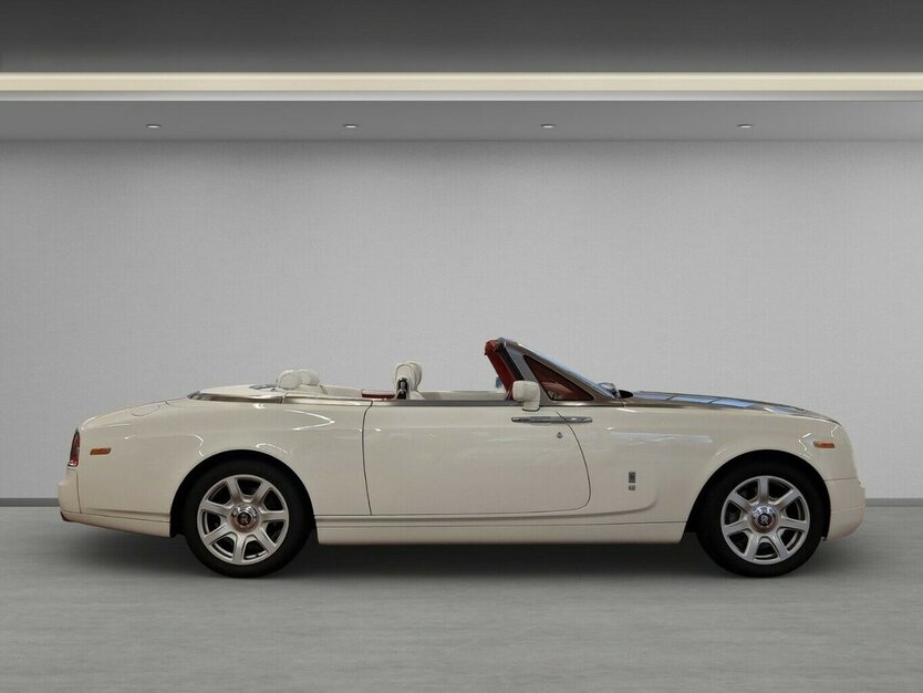 Rolls Royce Phantom Drophead Bespoke Spezial 21.800 km 195.000 € HAAN 42781